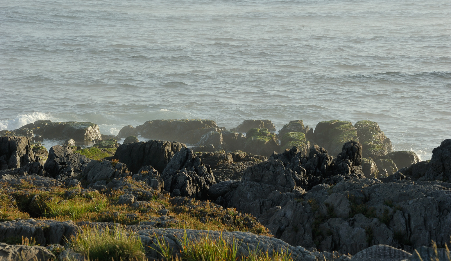 Coast west of Port aux Basques [170 mm, 1/125 sec at f / 16, ISO 400]